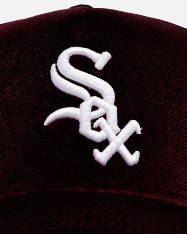 New Era Chicago White Sox 'Velvet Dreams 2.0' 9FORTY A-Frame Snapback Burgundy - Image 6