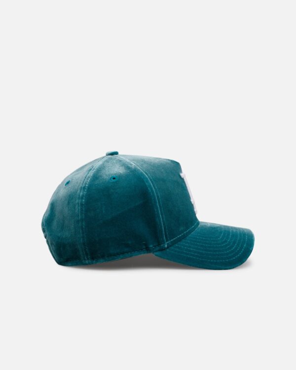 New Era Los Angeles Dodgers 'Velvet Dreams 2.0' 9FORTY A-Frame Snapback Pine Green - Image 4