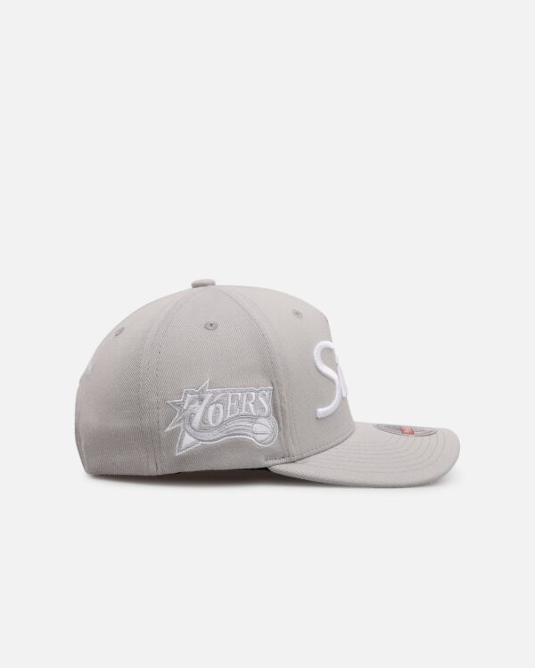 Mitchell & Ness Philadelphia 76ers 'Gray Tones' MVP Snapback Gray - Image 3