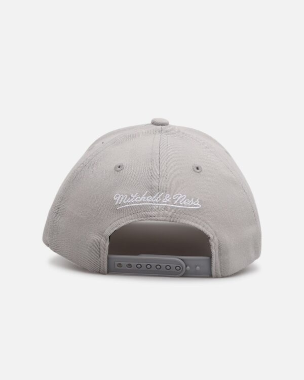 Mitchell & Ness Los Angeles Raiders 'Gray Tones' MVP Snapback Gray - Image 2