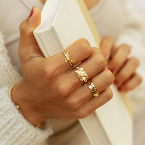 Hogwarts Letter Flip Ring - Image 4