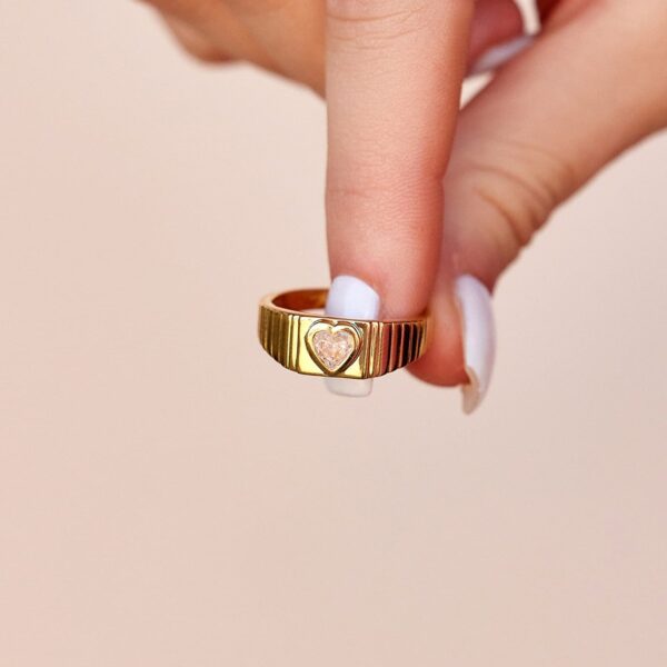Wide Ribbed Heart Ring - Image 2