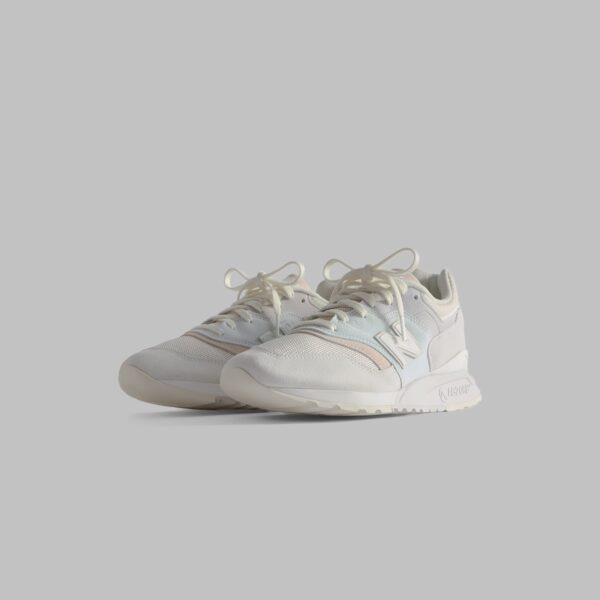 Ronnie Fieg & New Balance Made in USA 997.5 - White / Ice Blue / Peach - Image 2