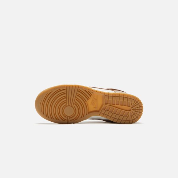 Nike WMNS Dunk Low LX - Phantom / Ale Brown / Sail / Metallic Gold - Image 6