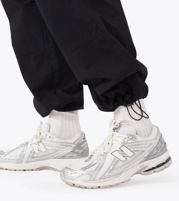 Parachute Pant Black - Image 9
