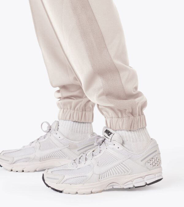 Sureshot Football Jogger Oat - Image 7